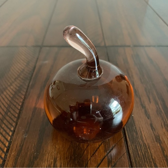 Crystal/ glass Apple Paperweight, Sculpture, or Figurine - w/ Thick Stem - Picture 2 of 5